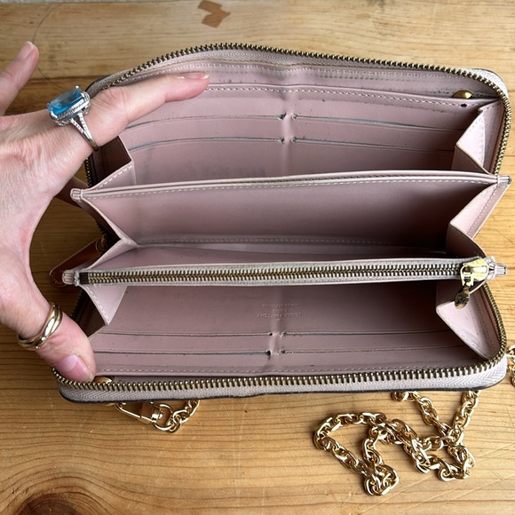 Louis Vuitton Clutch Purse With Chain Citrine Leather - Picture 4 of 10